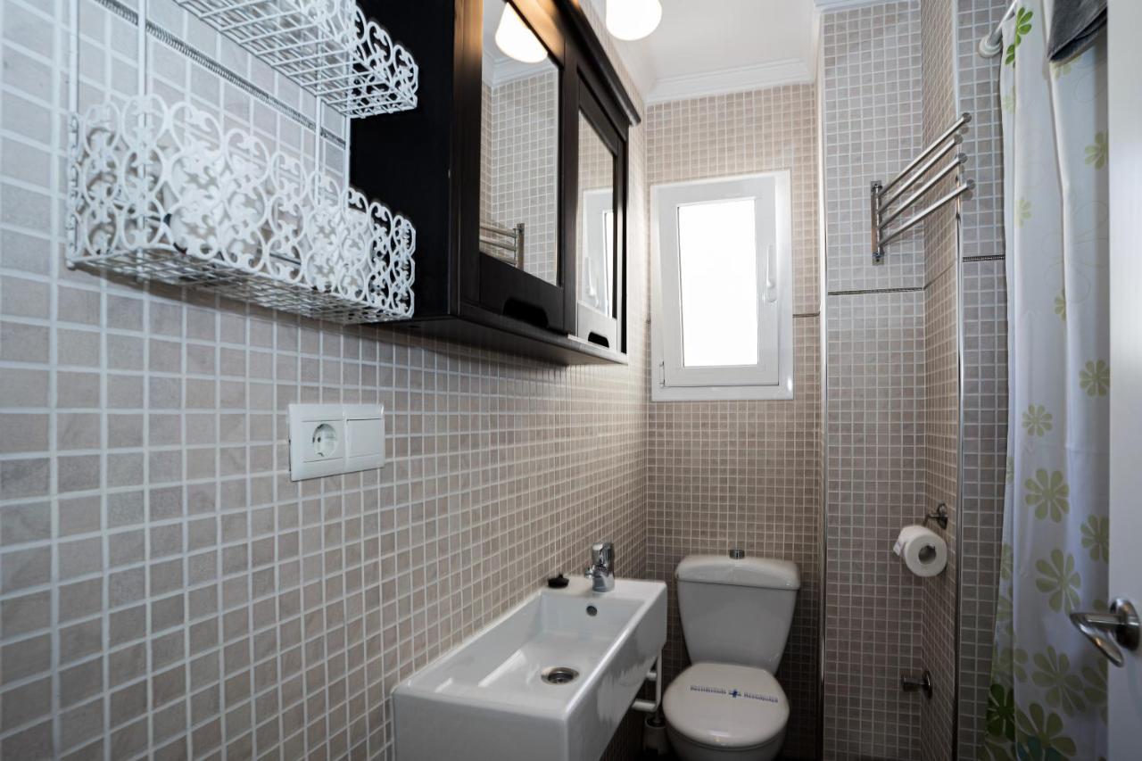 Andaluz Apartments - Algarrobo Nerja Exteriör bild