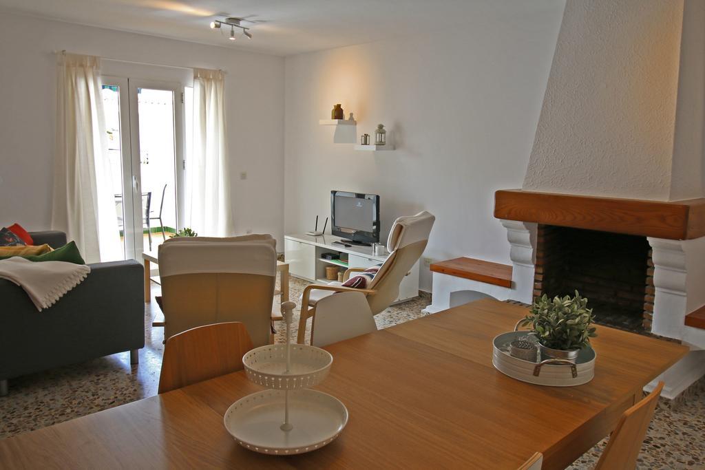 Andaluz Apartments - Algarrobo Nerja Exteriör bild